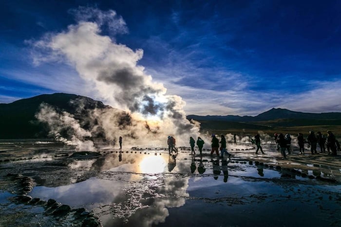 San Pedro de Atacamasta: El Tatio Geysir Field & Wetlands (Geysirkenttä ja kosteikot)