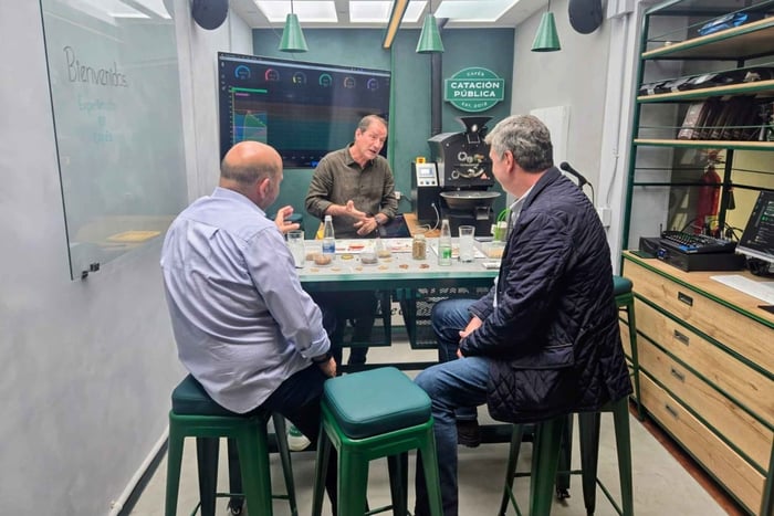 Bogotá: sesión de tueste de café con un tostador Q-grader