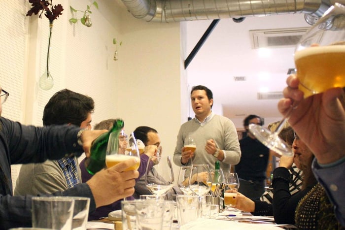 Bogotá: Craft Beer and Gastro Tour with Local Snacks