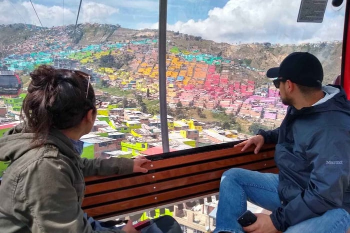 Bogotá: TransMiCablella El Paraísolle + silkkipaino