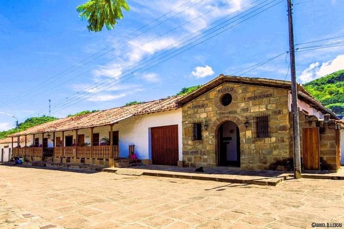 Camino Real: Trekking Tour Barichara-Guane + Museo Paleontológico