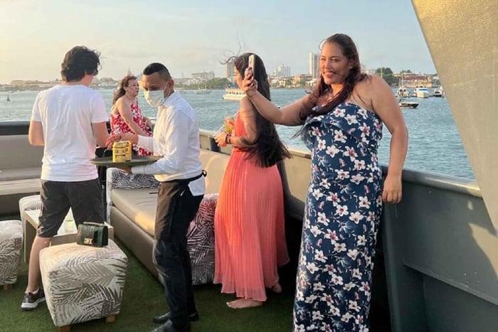 Cartagena: PÔR DO SOL EXCLUSIVO EM UM IATE NA BAÍA COM BEBIDAS ALCOÓLICAS