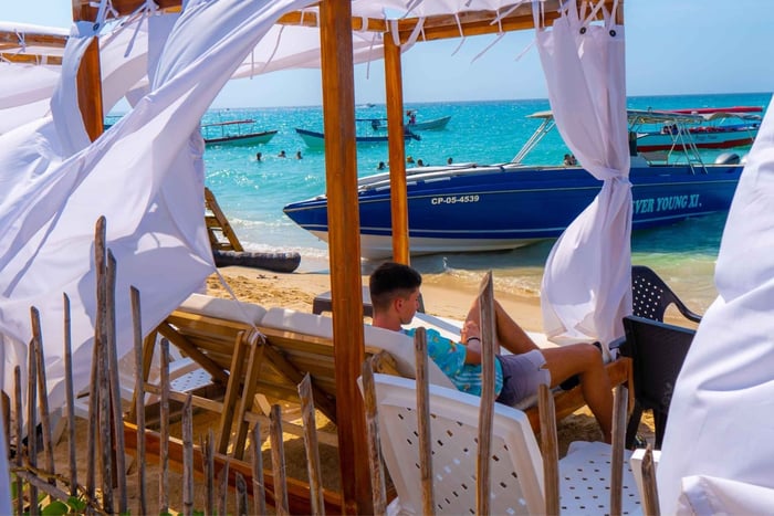 Cartagena: Isla Baru Beach Club a Playa Blanca