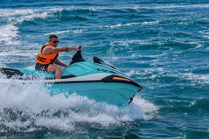 Carthagène : location de jet-ski avec option vidéo par drone professionnel