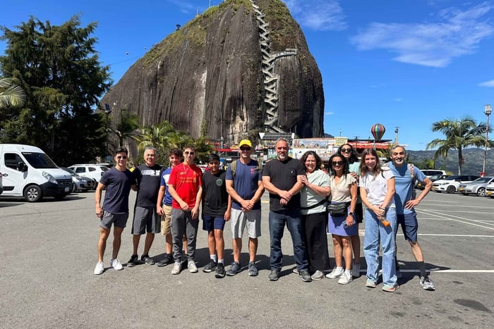 Wycieczka na pół dnia do Guatapé z Medellín: Piedra del Peñol i Pueblo Mágico