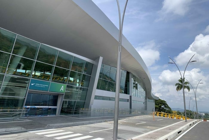 Private Pereira Airport Transfer: To/From Salento