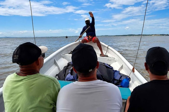 Punta Arena: Stranddag på ön, baspaket, lunch och transport.