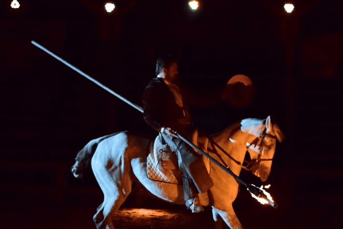 Quindío: Eintritt zur nächtlichen Reitshow im Panaca Park