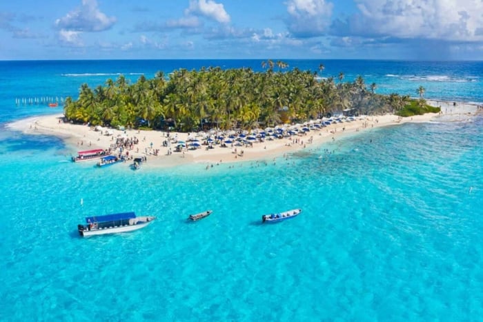 SAN ANDRES: BOAT TRANSFER + JOHNNY CAY + JOHNNY CAY