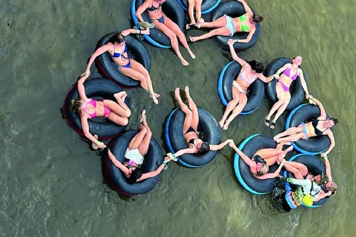 Santa Marta: Buritaca-joen tubing-seikkailu oppaan kanssa