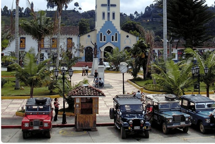 Wycieczka do Salento i doliny Cocora z Pereiry lub Armenii