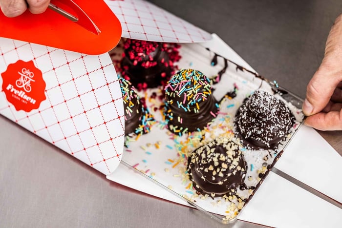 Chocolate-Covered flødeboller Workshop for Kids