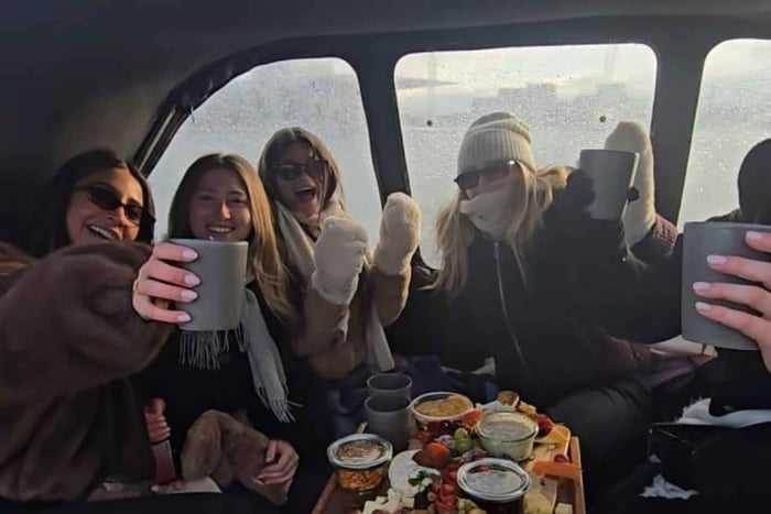 Copenhagen: Private Winter Hygge Canal Boat Tour