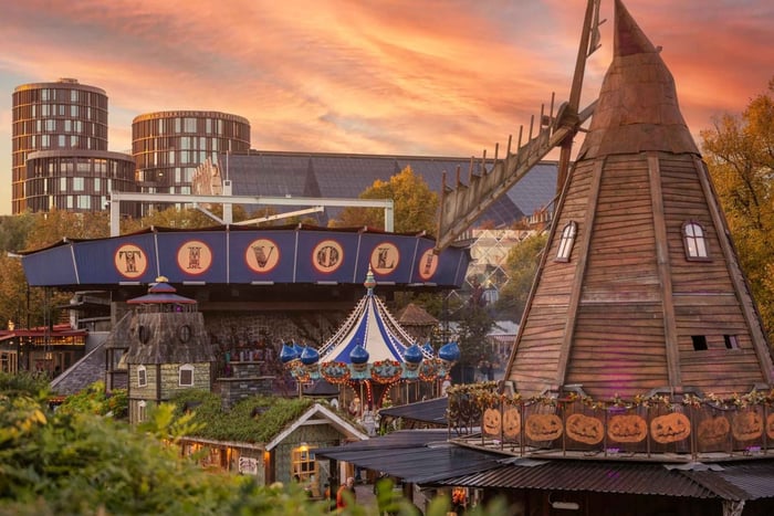 Köpenhamns Tivoli: Inträdesbiljett och Ride Pass för Halloween