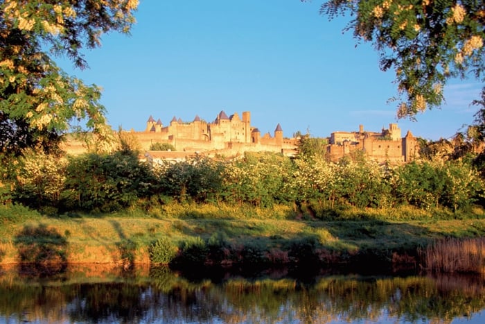 Barcelona: Tour Carcassonne & Dali
