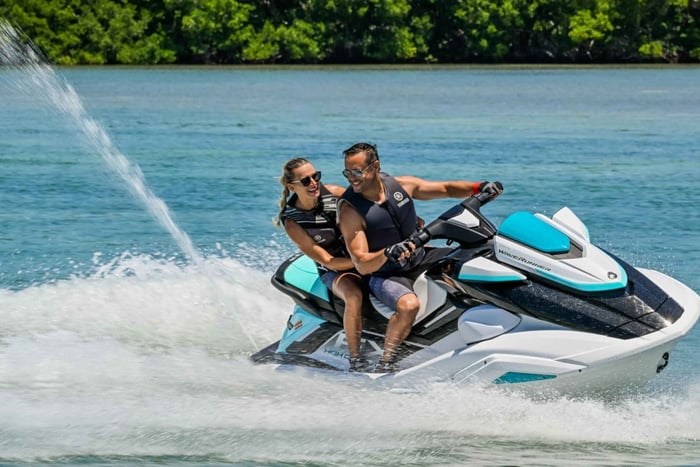 Roses: passeio de jet ski até Cala Pelosa (40 min)