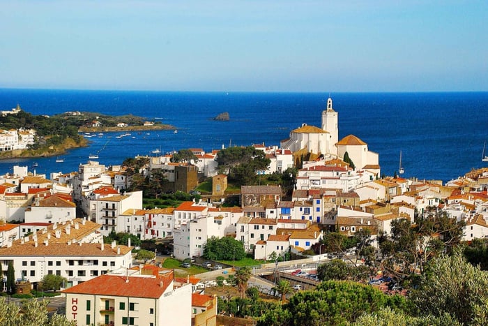 Muzeum Salvadora Dalí, dom i Cadaqués – wycieczka półprywatna