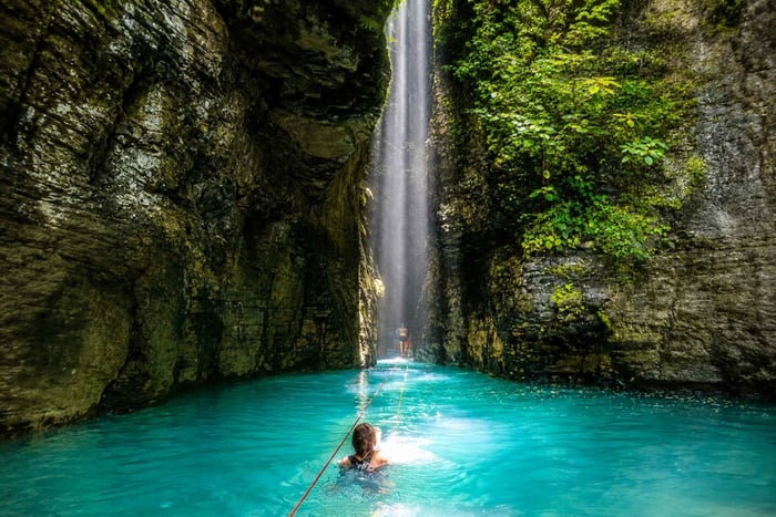 Guanacaste: La Leona Waterfall Hike + Transportation & Lunch