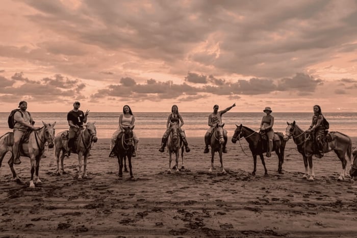 Experiência de equitação na praia de Jaco, Costa Rica