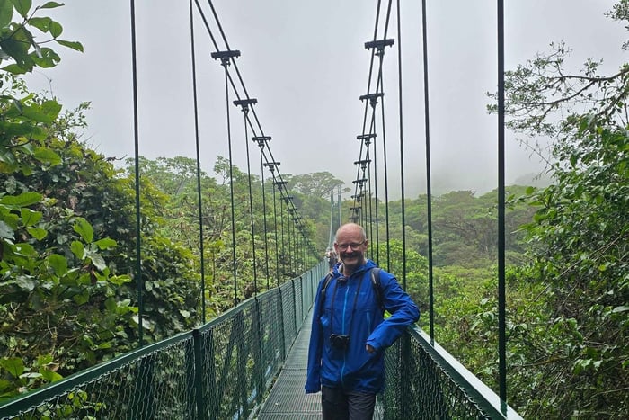 Monteverde: Hanging bridges Guided Tour in the Cloud forest
