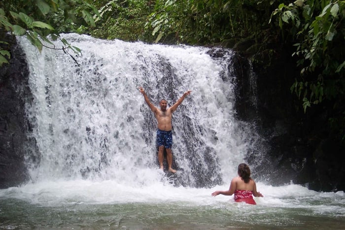 Quepos: Reiten zu den Schamanen-Wasserfällen
