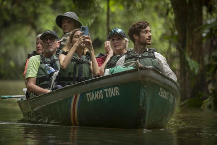 Tortuguero: Guided Canoe Tour 'An Unforgettable Experience'