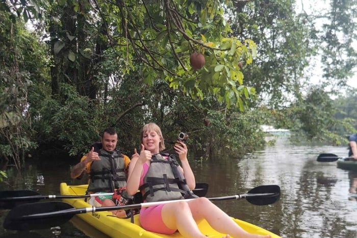 Tortuguero: Caiaque c/ Observação da Vida Selvagem