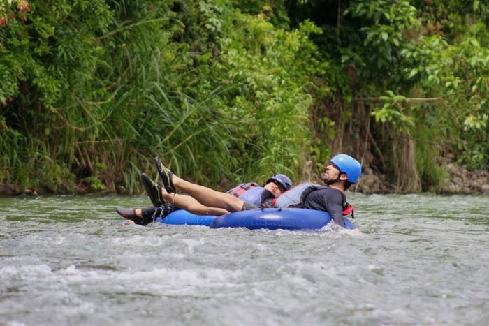Tubing in La Fortuna - Adventure with Fruit