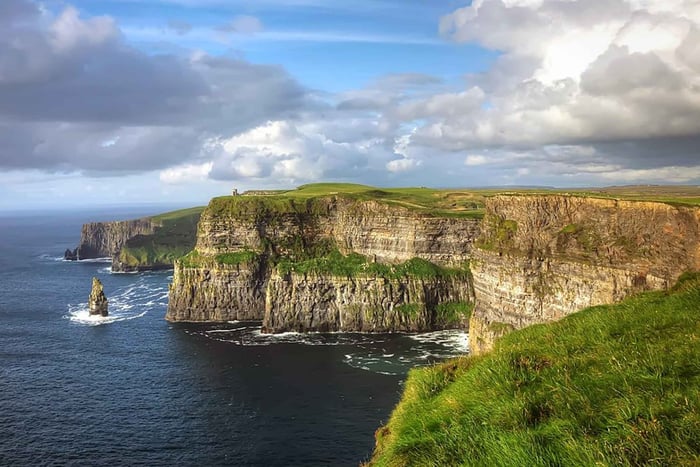 Cliffs of Moher: Private Tour with Driver/Guide