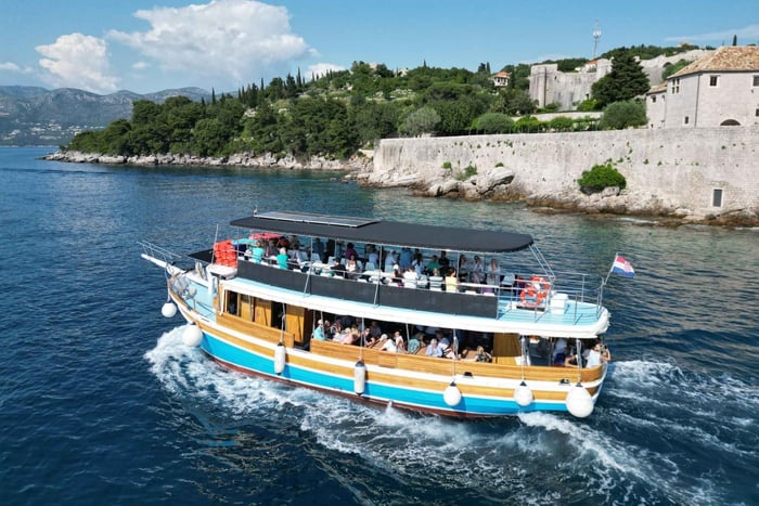 Dubrovnik: cruzeiro pelas Ilhas Elaphite com bebidas e opções de almoço