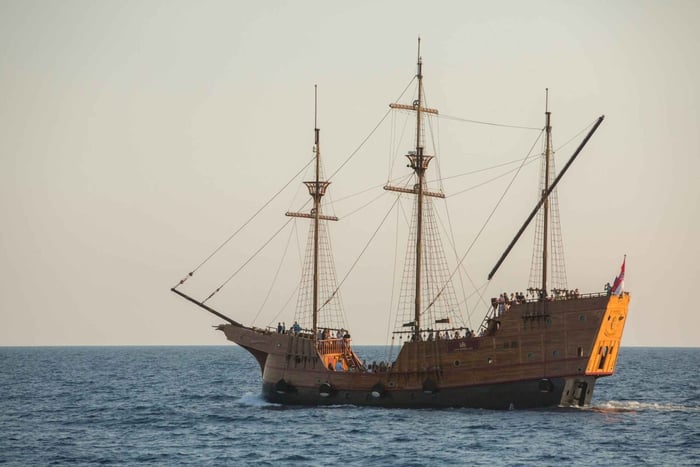 Dubrovnik: Karaka - Game of Thrones Cruise & Walking Tour