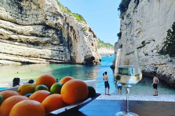 From Hvar: Blue Cave and 5 Islands Boat Tour