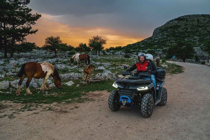 Makarska: excursión en quad por Biokovo con entrada al Skywalk