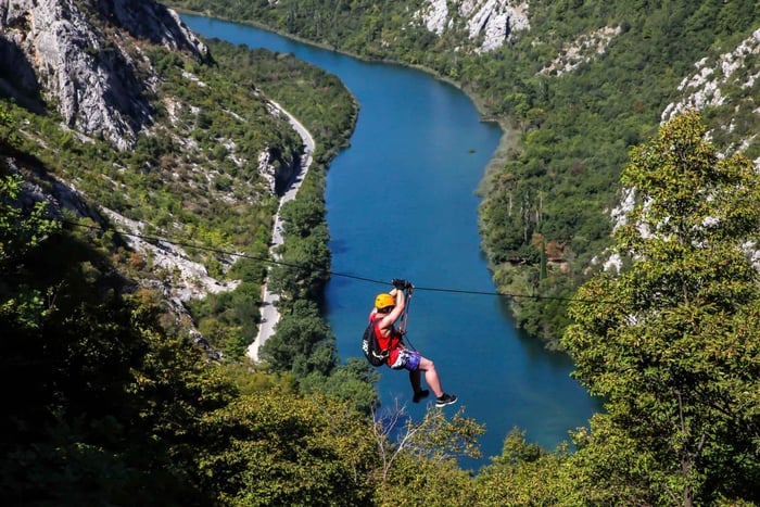 Omiš: zipline-ervaring van 3 uur in de Cetina-kloof