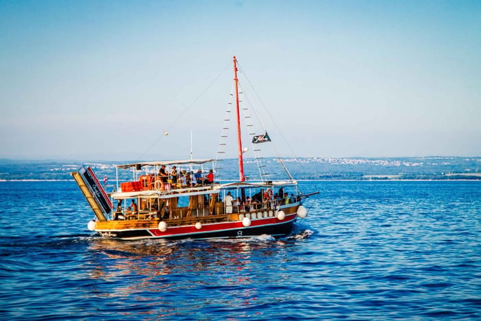 Poreč: Boat Day Trip with or without Fish Lunch