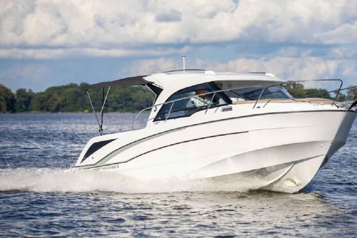 Speedboat Transfer from Hvar Town to Split Airport
