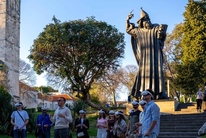 Split: Diocletian's Palace VR Walking Tour with Headset