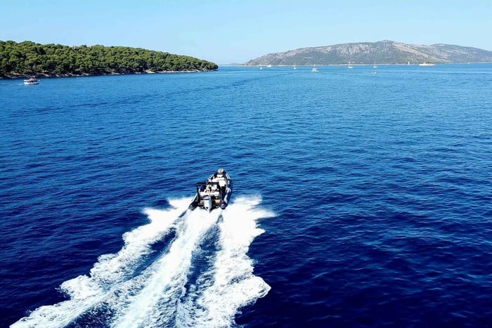 Split/Trogir: Privat tur till Blue Lagoon och tre öar