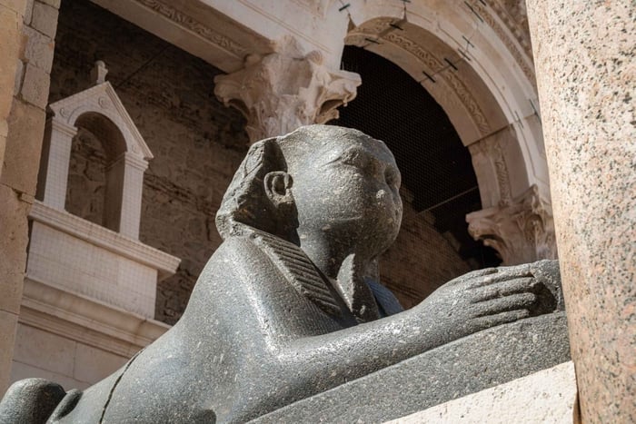 Split: Walking Tour Diocletian's Palace & Split