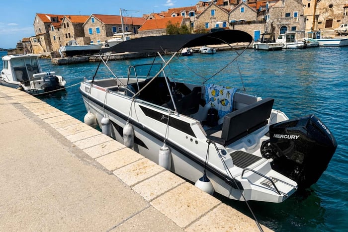 Vodice: 4 Islands Half-Day Boat Tour - Private (max 11)