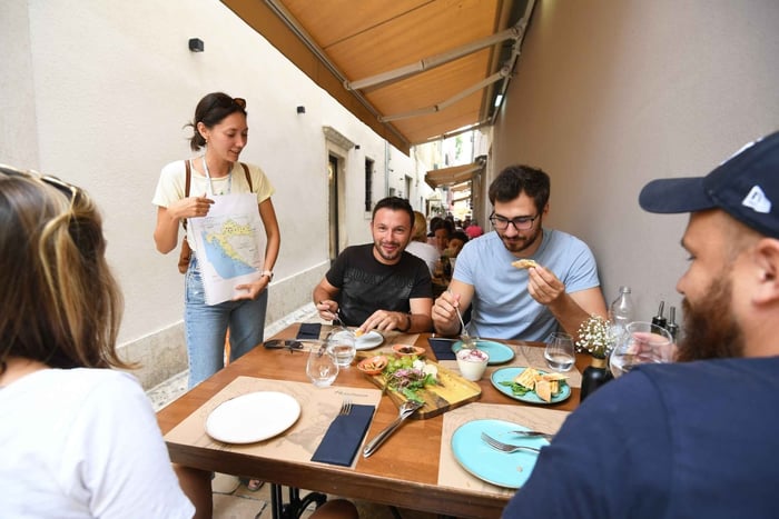 Zadar Foodtour: Lokale Gerichte & Geschichten aus der Stadt