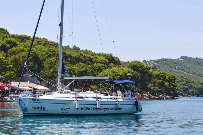 Zara: Escursione in barca a vela di un'intera giornata alle Kornati