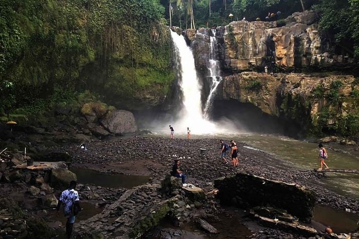 Bali: Tegenungan Waterfall, Tirta Gangga & East Bali Trip