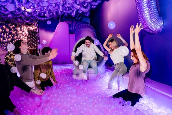 Barcelone : Installation artistique interactive par IKONO