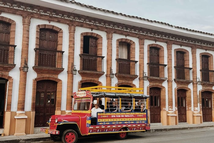 Buga: Cultural Chiva Tour with Tastings Included