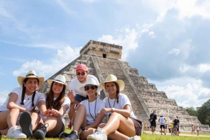 Cancun: Chichen itza early access tour, Valladolid & lunch