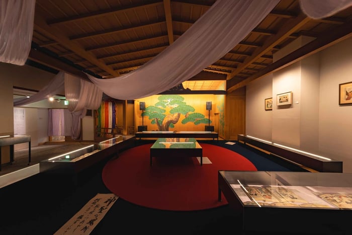Kabukicho Shinjuku Ukiyo-e Hokusai Shunga Exhibition 18+
