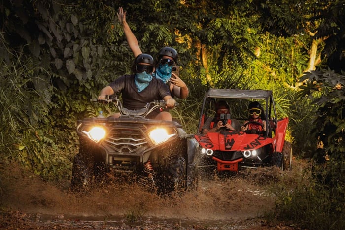 Punta Cana: Night Buggy Tour with Cenote Swim & Dinner Combo