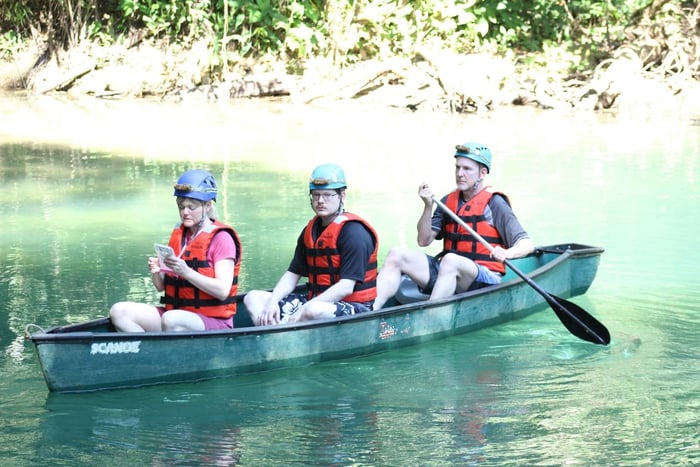 San Ignacio: Cave Canoe Tour & Mountain Pools Experience