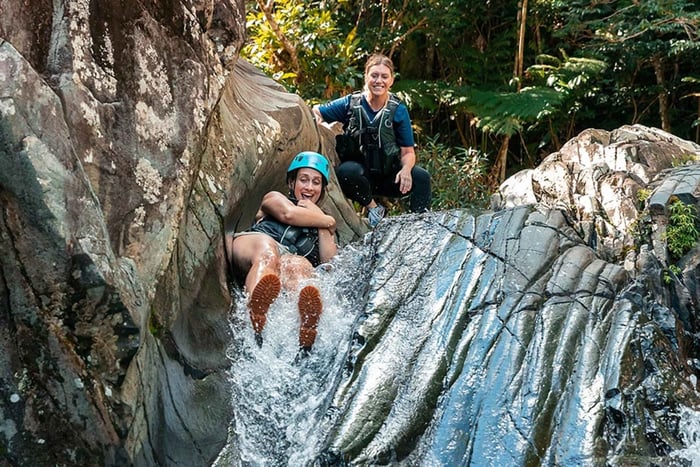 San Juan: El Yunque ja Bio Bay -koko päivän retki kuljetuksineen